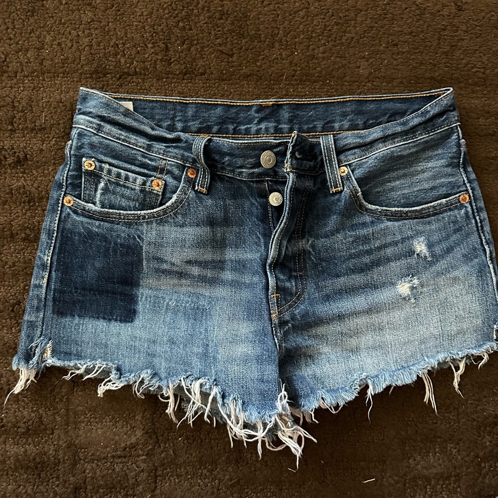 Levi's Classic Blue Frayed Jean Shorts